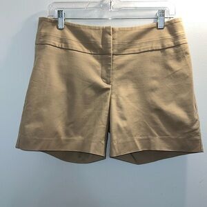 APT. 9 Women’s size 8 khaki dress shorts